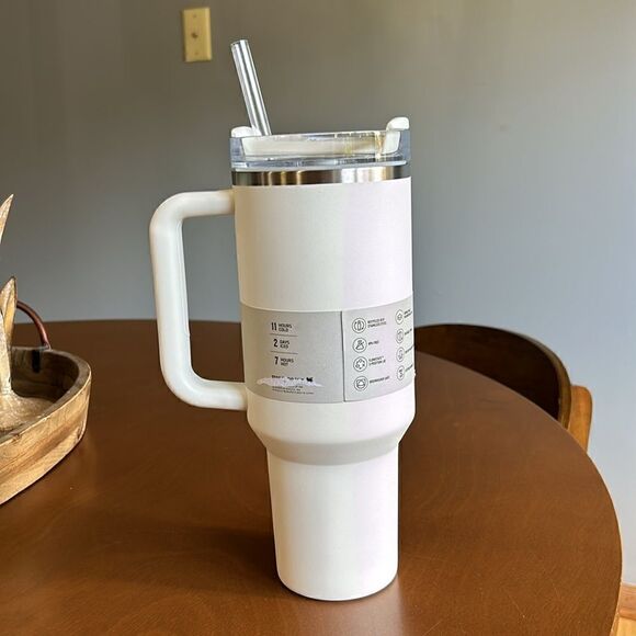 🆕 2023 Stanley Flowstate Quencher Limited Edition Hearth & Hand Sour Cream - Picture 3 of 10